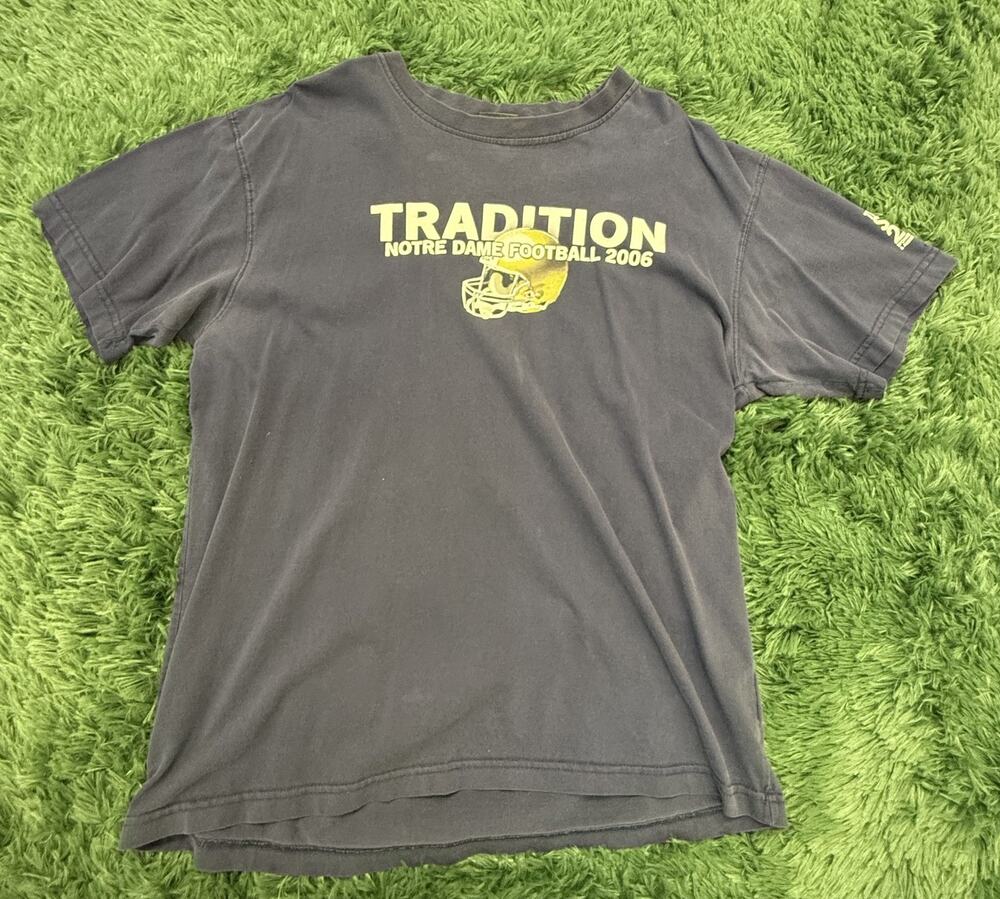 ProEdge Notre Dame Fighting Irish Football 2006 "The Shirt" XL/XG Blue T-Shirt